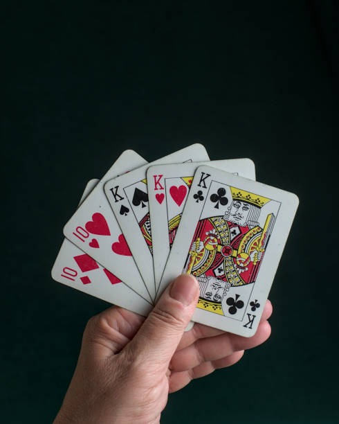 jarot table lobby showing Domino QQ table list with limits, player counts, and availability