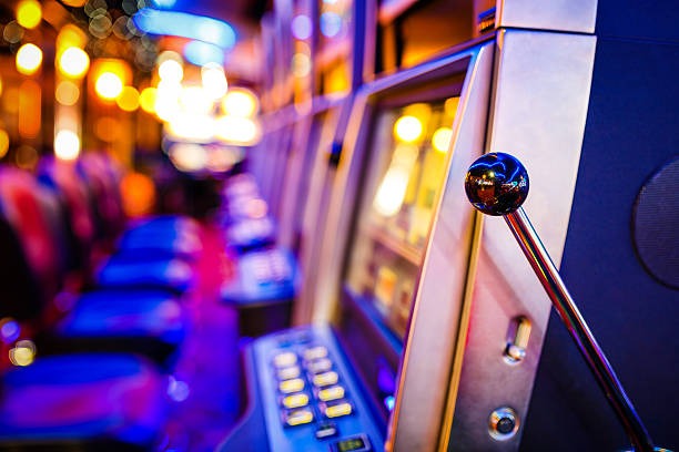 Ocean King roulette table with live dealer and real-time wheel spin